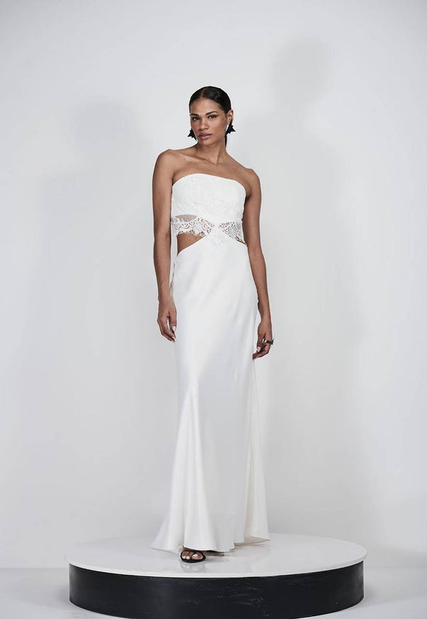 VESTIDO LONGO CUT OUT COM RENDA