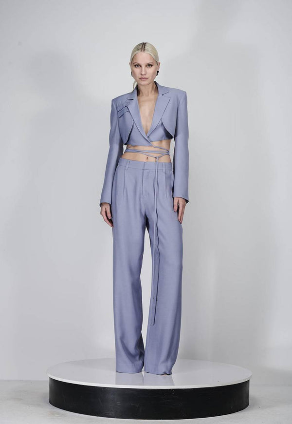 CONJUNTO BLAZER CROPPED AMARRAÇÃO E CALÇA