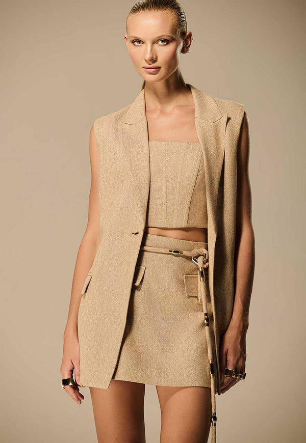 CONJUNTO COLETE, TOP E SAIA COM CINTO