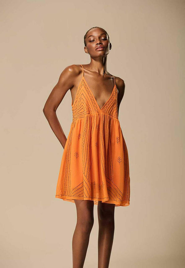 VESTIDO CURTO DECOTE V COM TRANSFER